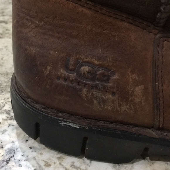 UGG Men Beacon Leather Boots main image 7